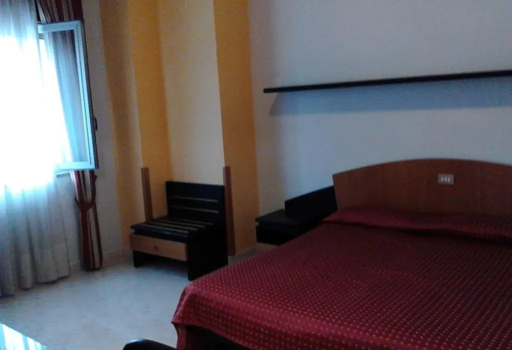 Motel Forum-1